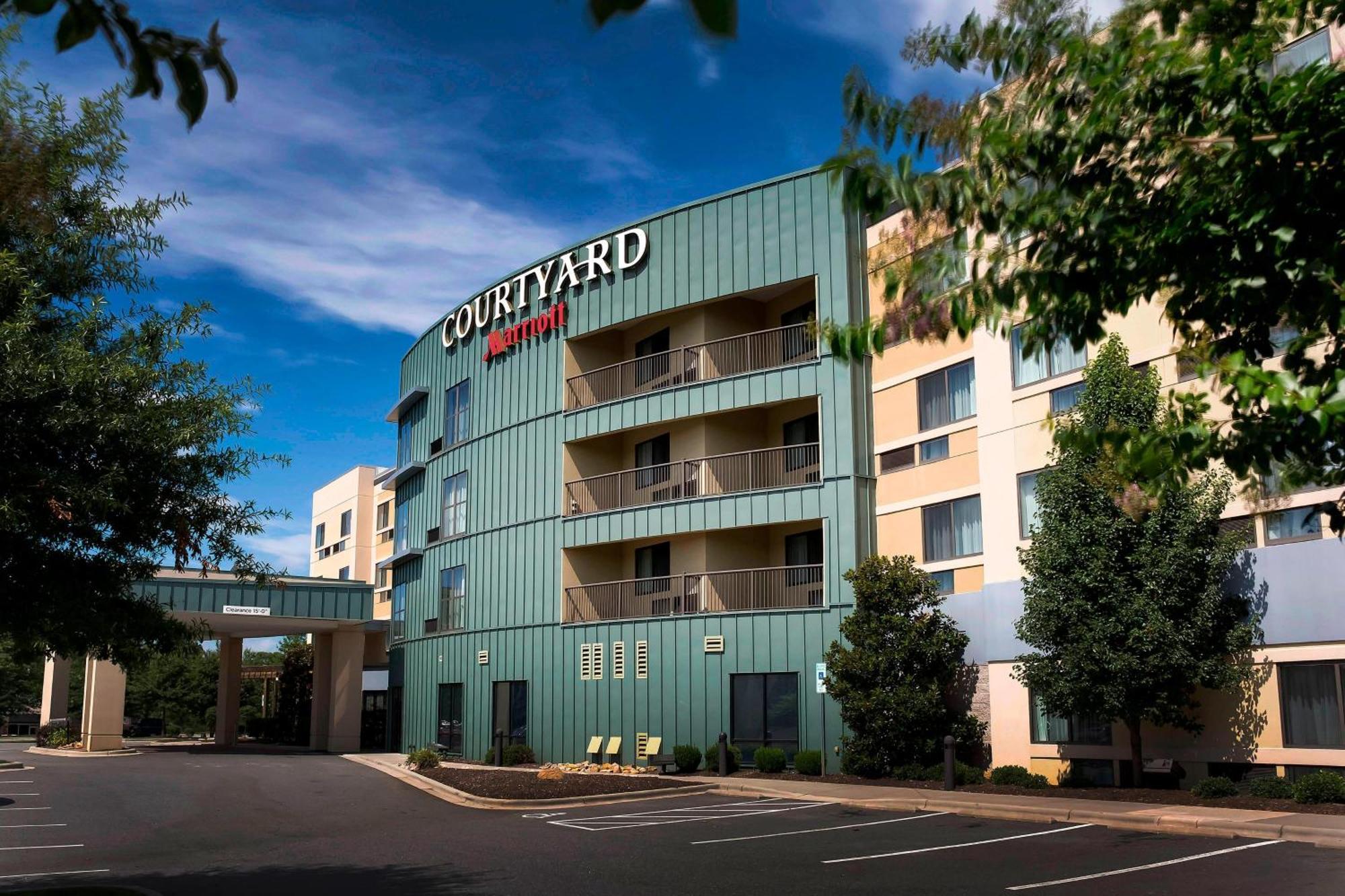 Courtyard Statesville Mooresville/Lake Norman Exterior photo